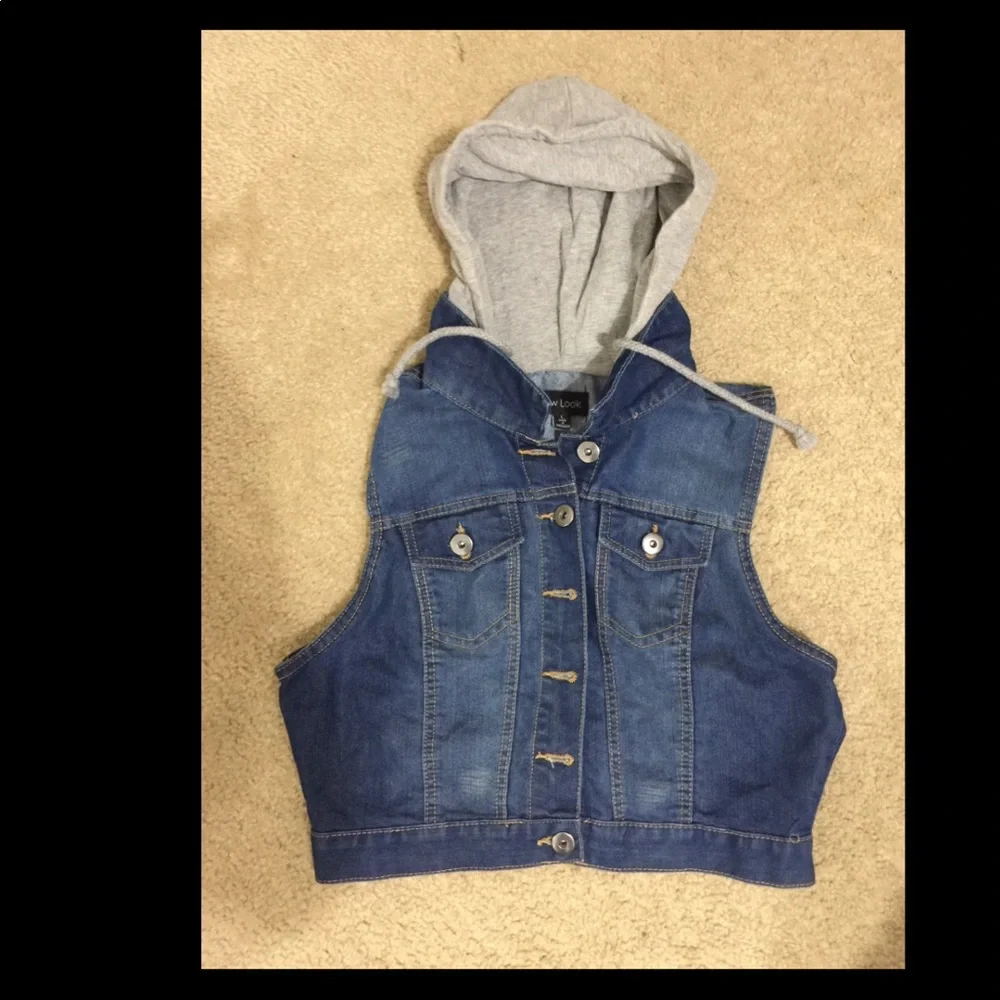 Vest Bundle - Picture 3 of 7